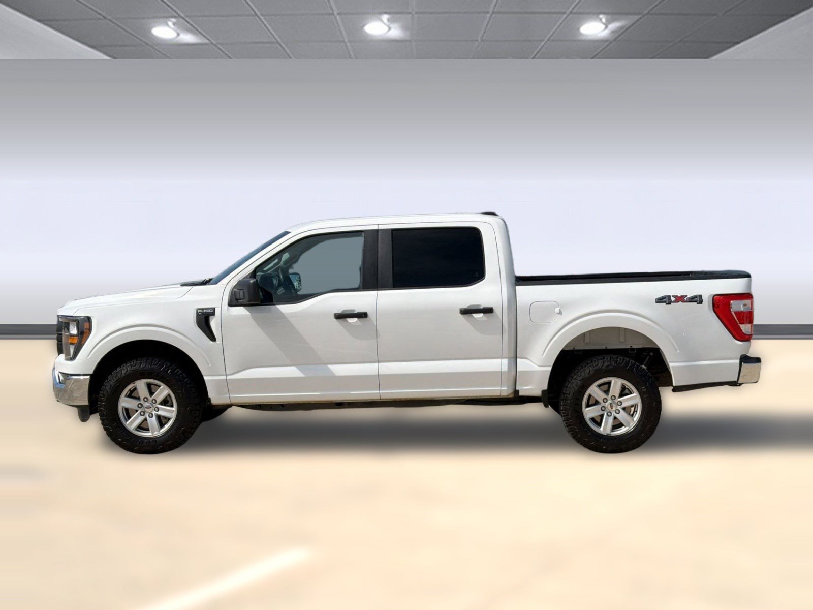 Used 2023 Ford F150 XL w/ Trailer Tow Package image 2