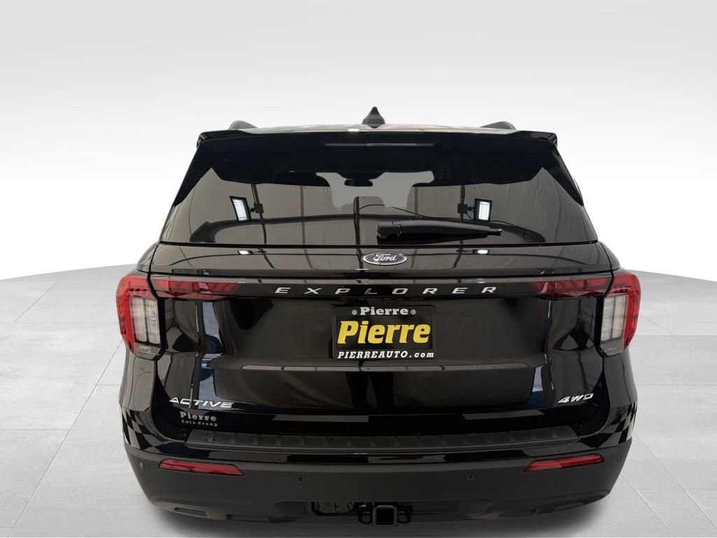 New 2025 Ford Explorer Active image 3