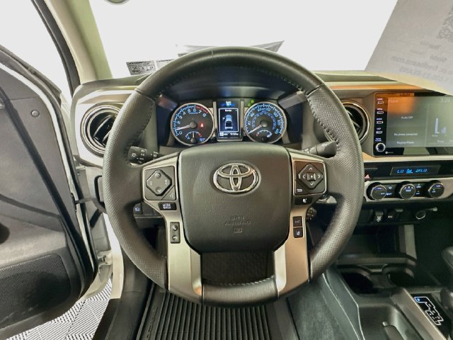 Certified 2023 Toyota Tacoma SR5 AWD/4WD image 14