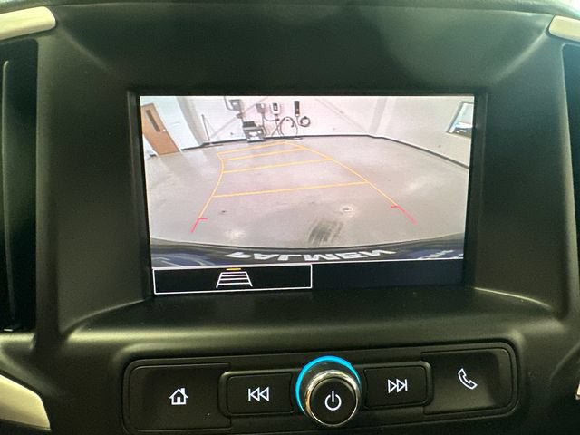 Used 2023 GMC Terrain SLE FWD image 17
