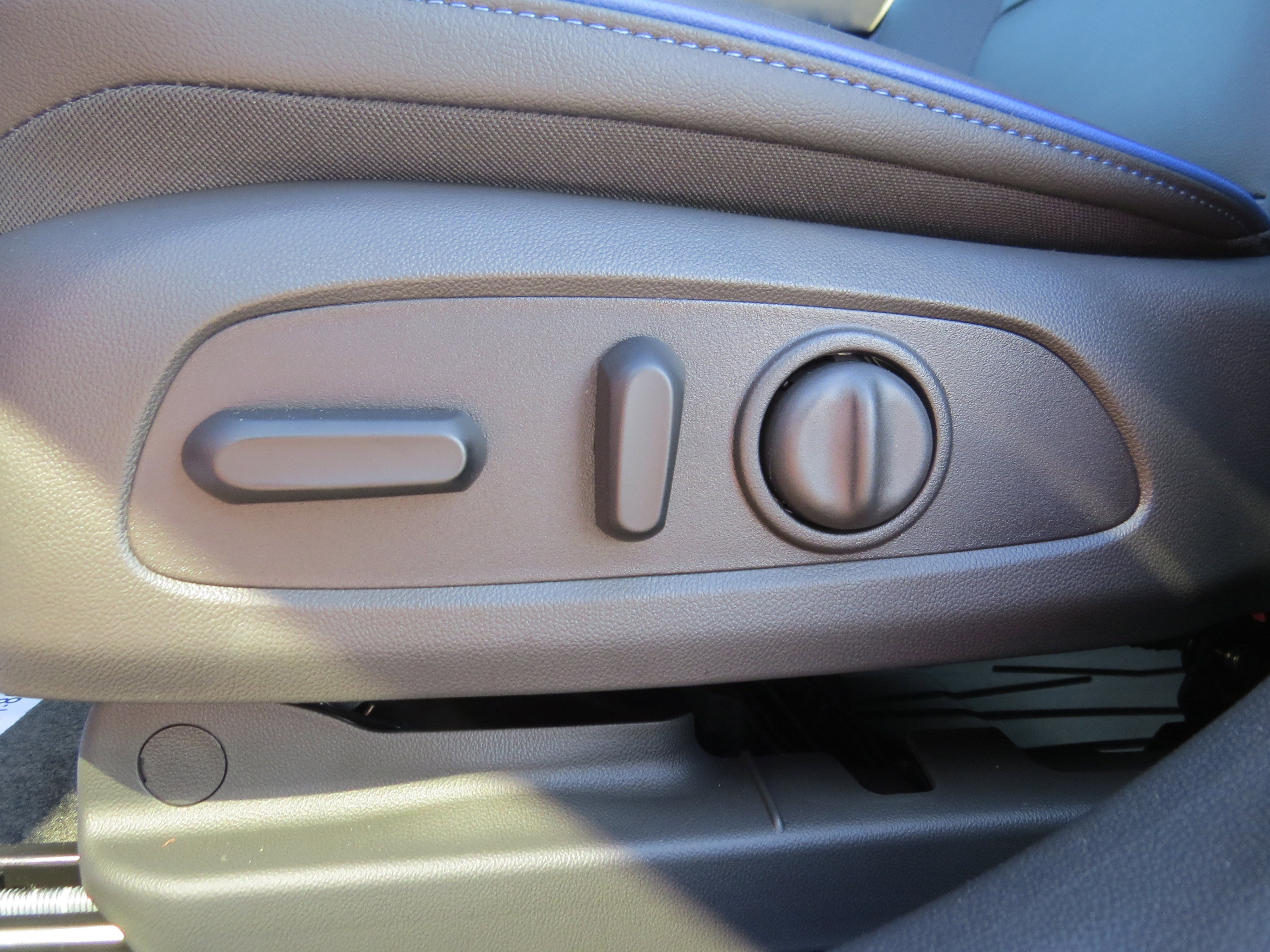 New 2026 Buick Envista Sport Touring w/ Convenience I Package image 18