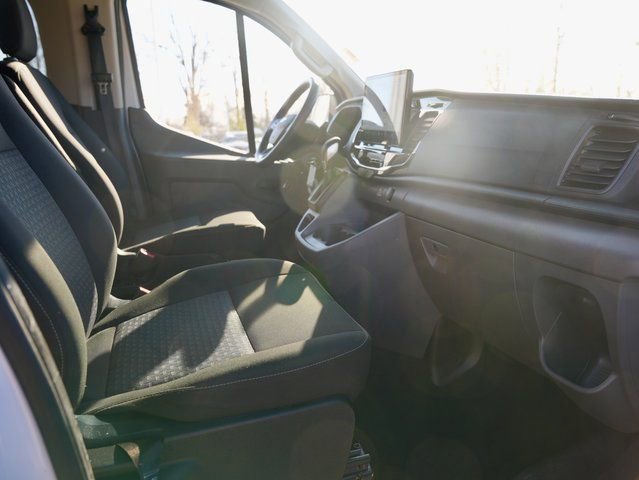Used 2023 Ford Transit 350 XLT image 8