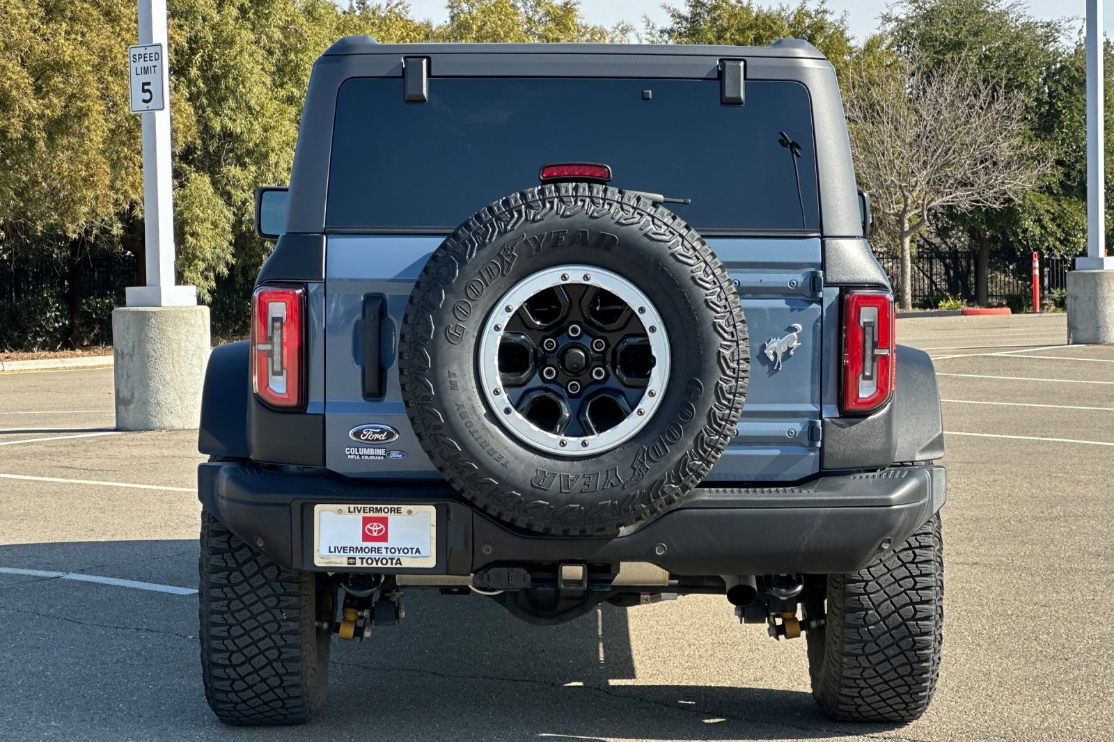 Used 2023 Ford Bronco Badlands image 5