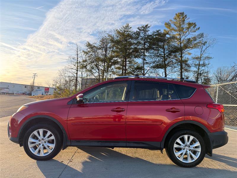 Used 2013 Toyota RAV4 Limited AWD/4WD image 2