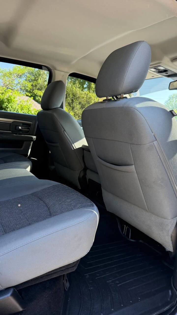 Used 2014 RAM 2500 SLT w/ Luxury Group image 24