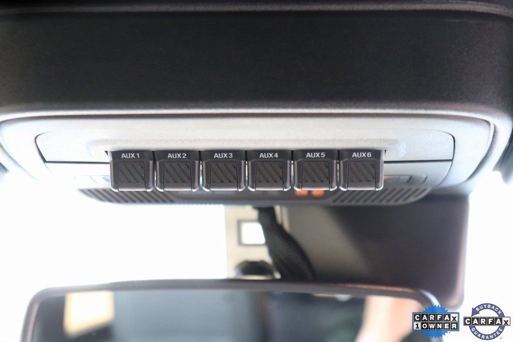 Used 2024 Ford Bronco Black Diamond image 25