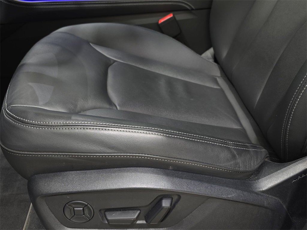 Certified 2025 Audi Q7 2.0T Premium Plus w/ Premium Plus Package image 29