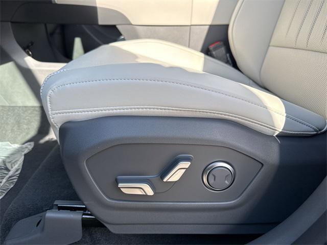 New 2026 Hyundai Santa Fe SEL image 14