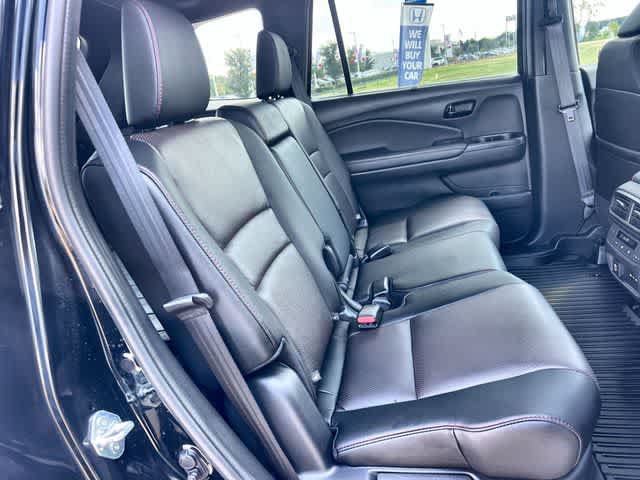 Certified 2024 Honda Passport Black Edition image 14