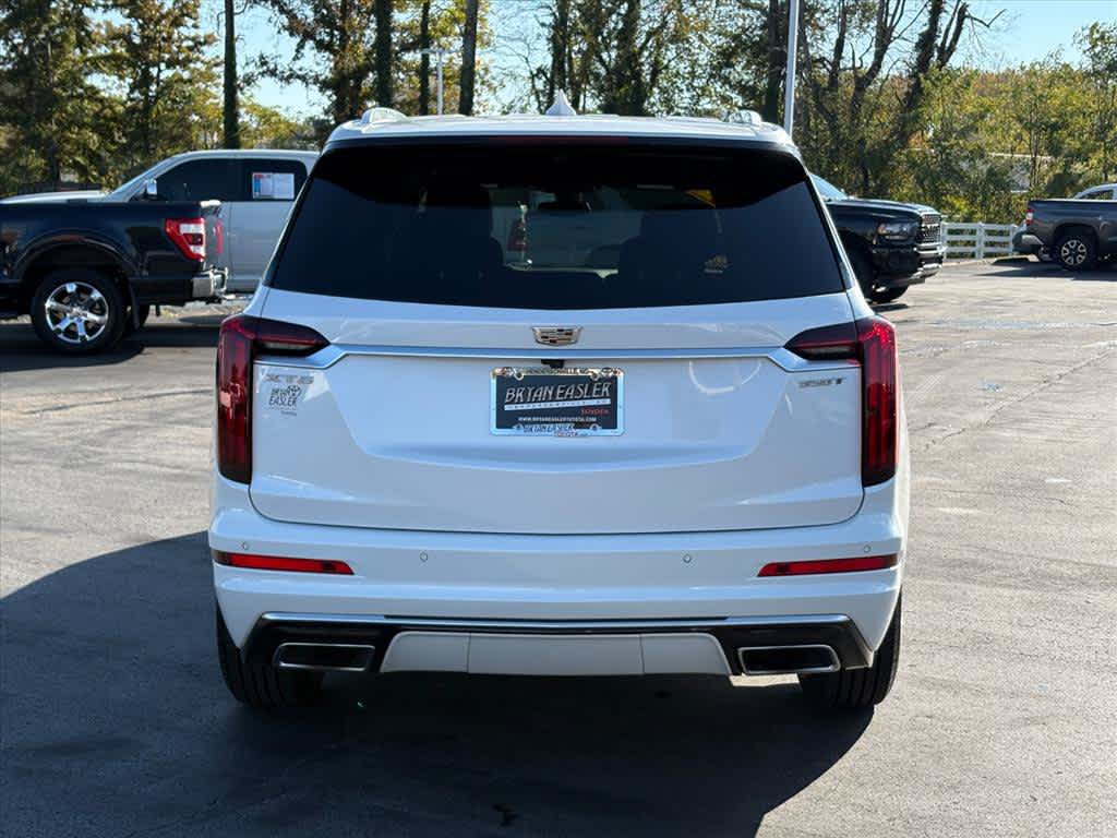 Used 2025 Cadillac XT6 Luxury FWD image 27