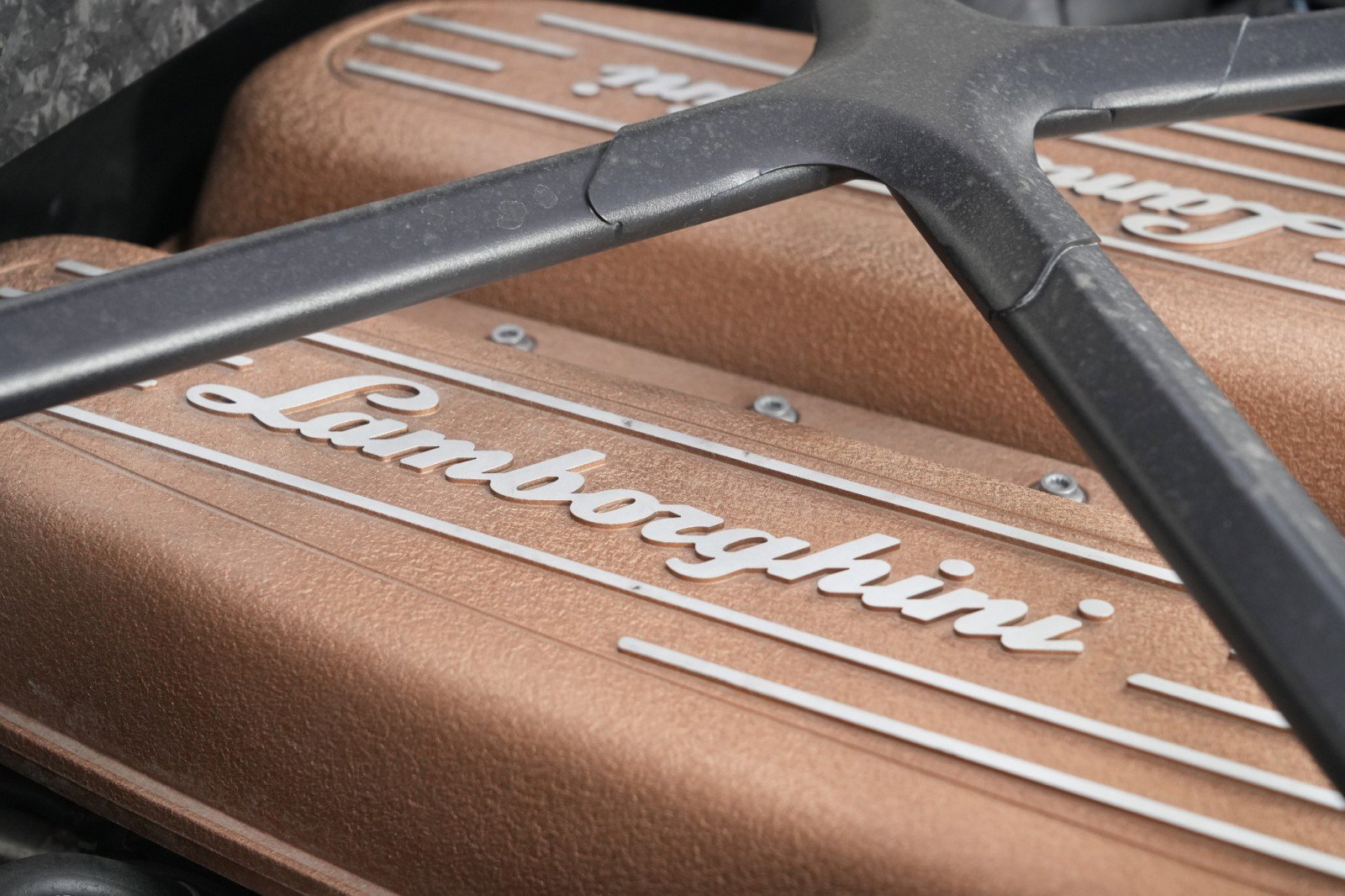 Used 2018 Lamborghini Huracan Performante image 12