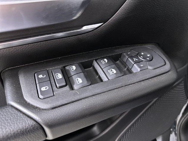 Used 2025 RAM 1500 Big Horn AWD/4WD image 24