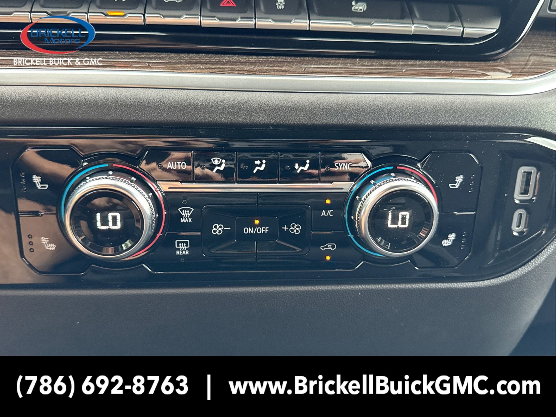 New 2026 GMC Sierra 1500 Elevation image 29