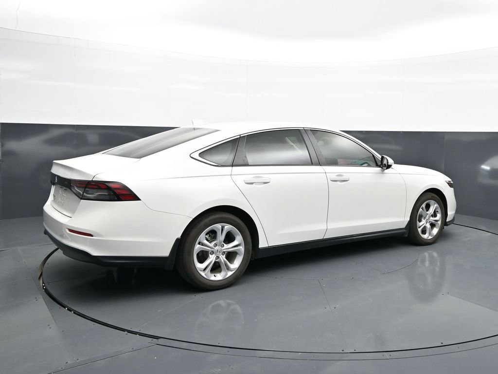 Used 2024 Honda Accord LX image 4