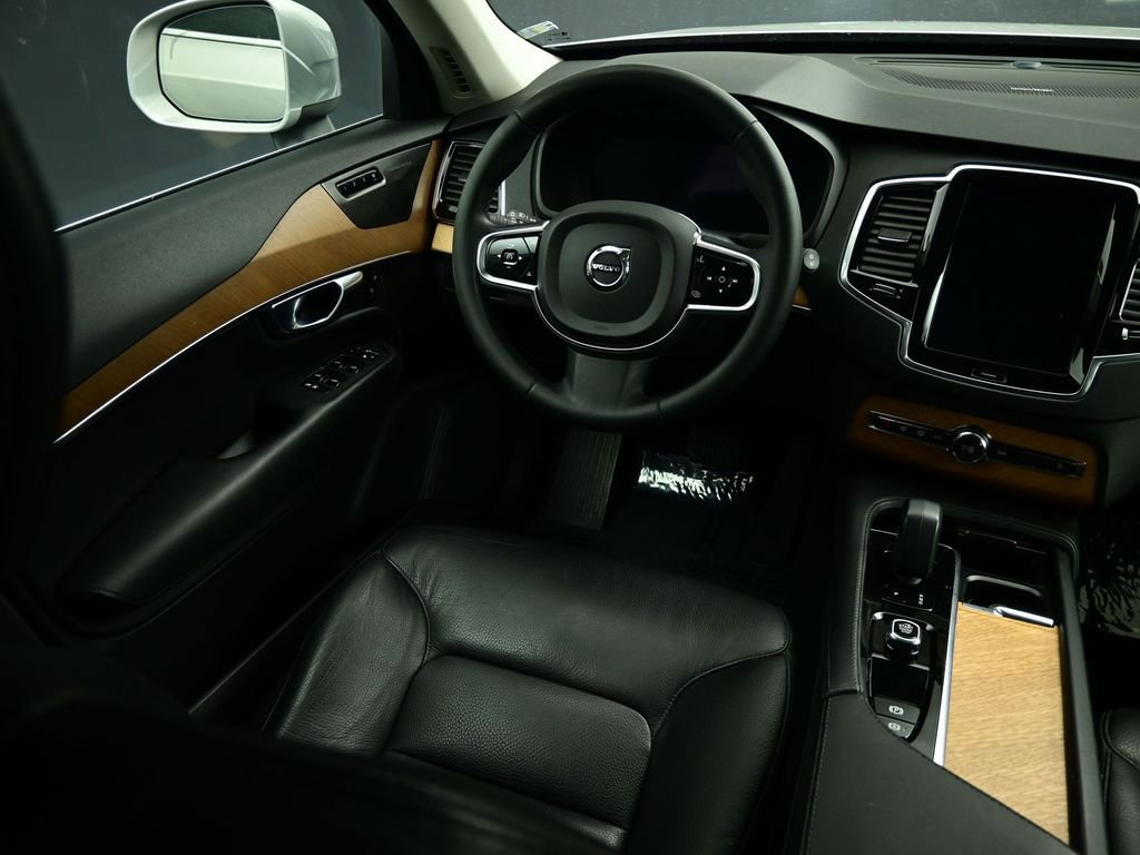 Used 2023 Volvo XC90 B6 Plus w/ Protection Package AWD/4WD image 47