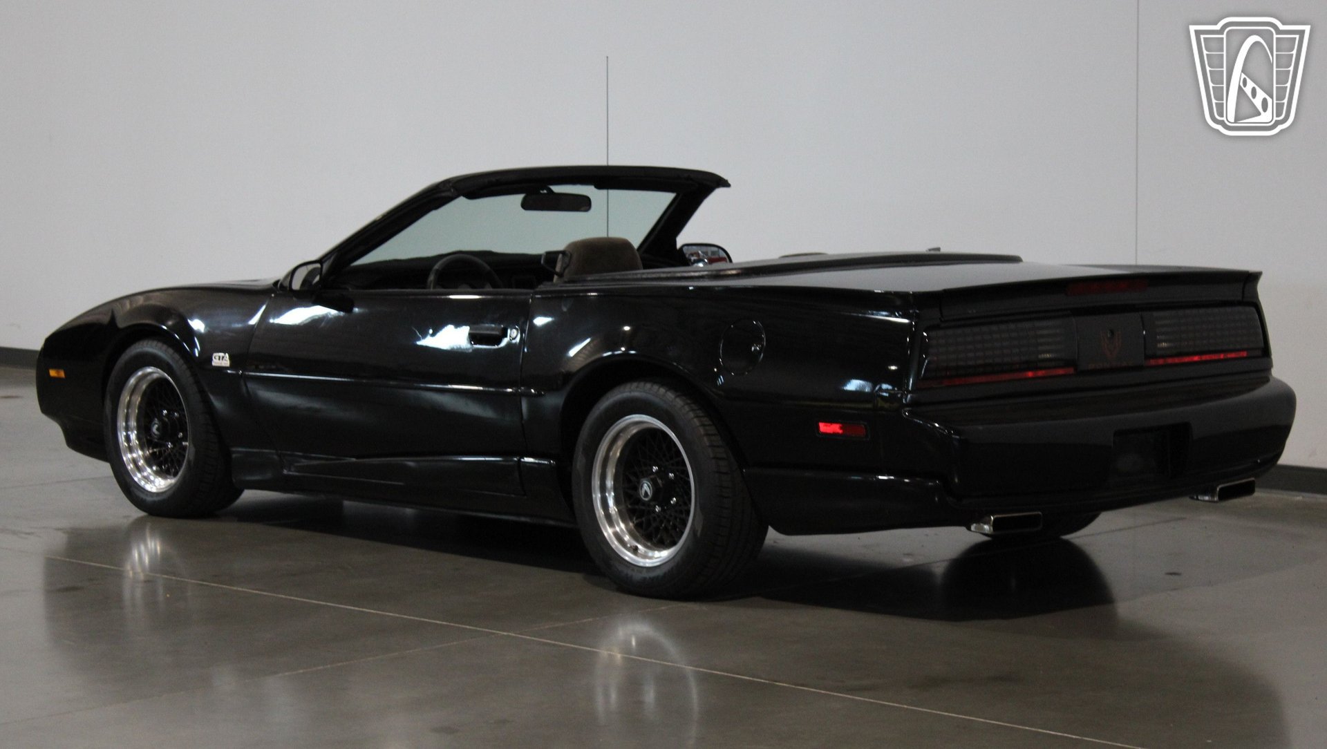 Used 1992 Pontiac Firebird Convertible RWD image 27