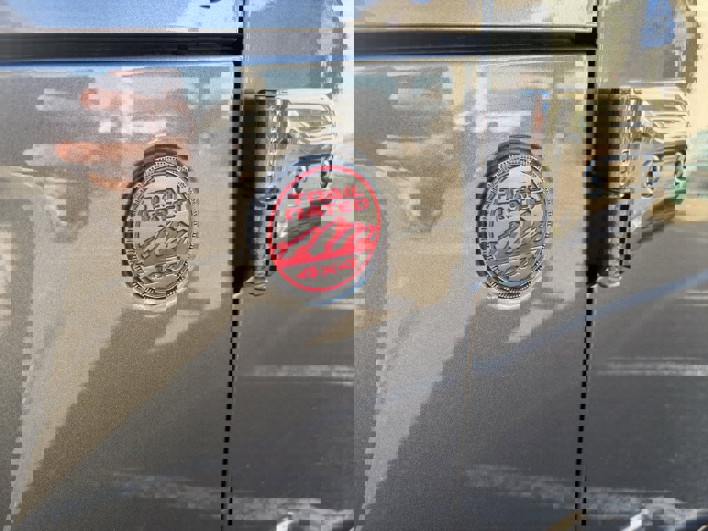 Used 2021 Jeep Gladiator Rubicon w/ LED Lighting Group image 4