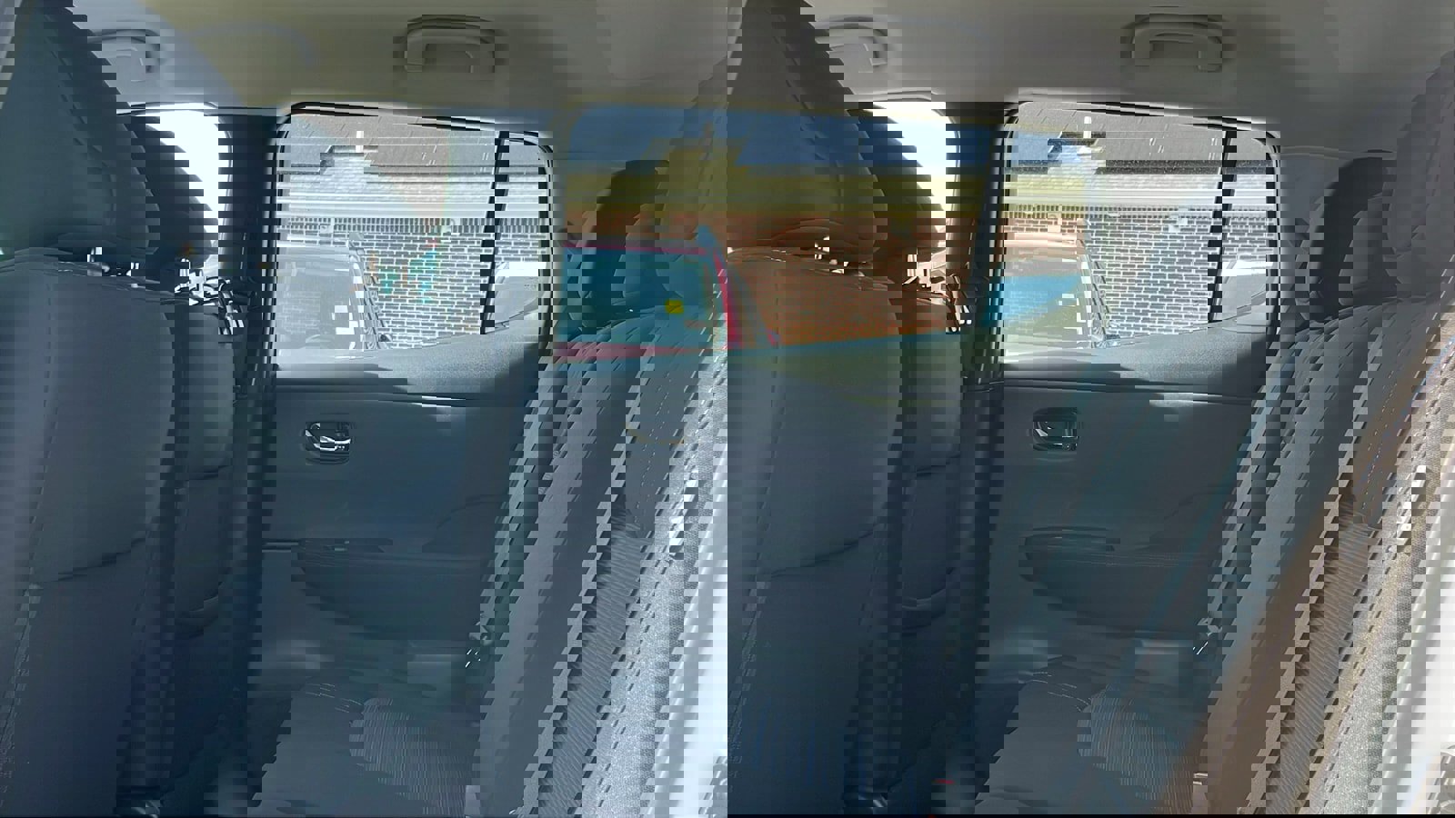 Used 2023 Nissan Leaf S FWD image 22