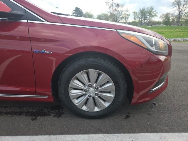 Used 2016 Hyundai Sonata SE FWD image 4