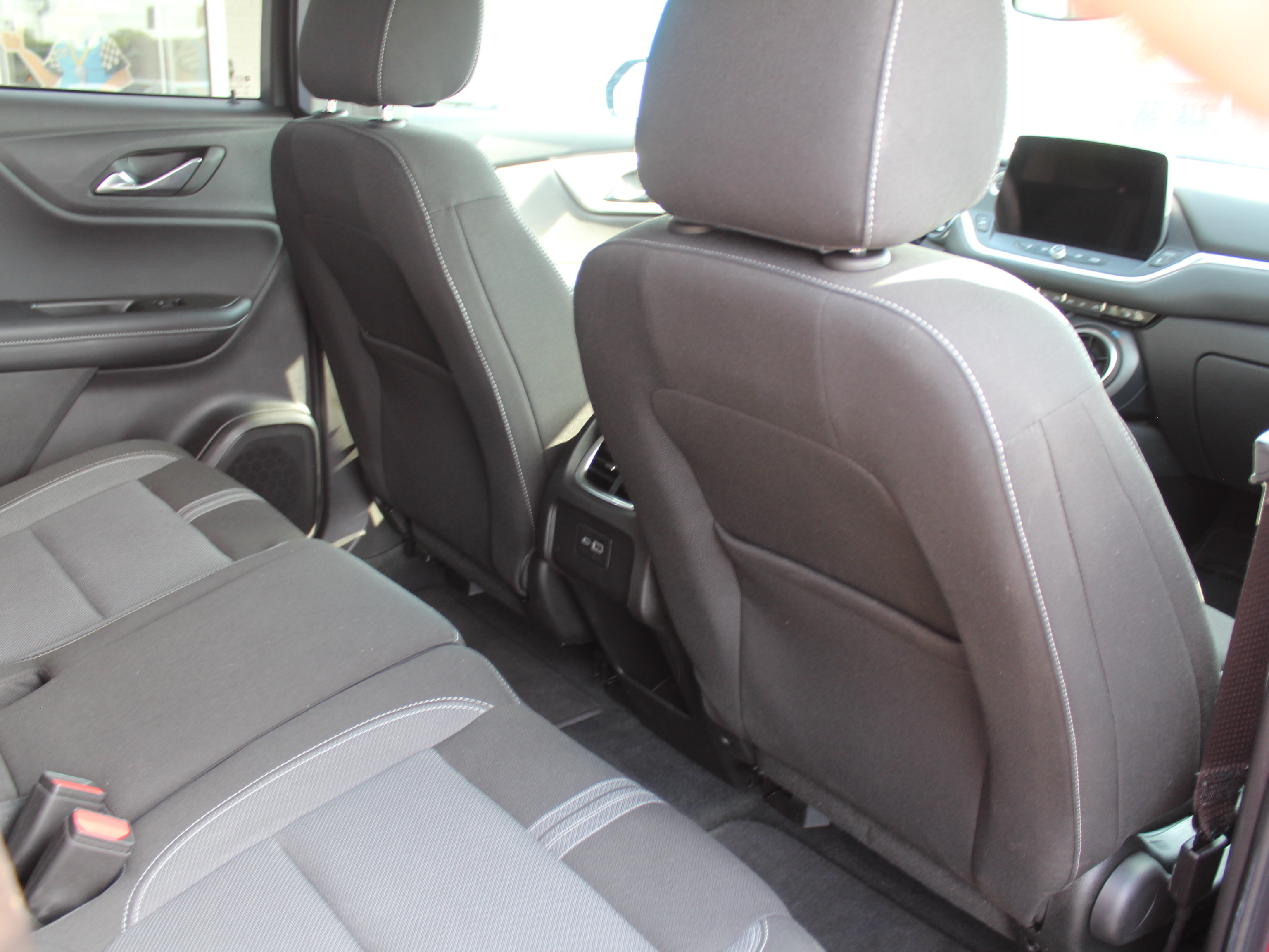 Used 2024 Chevrolet Blazer LT w/ Convenience Package AWD/4WD image 26