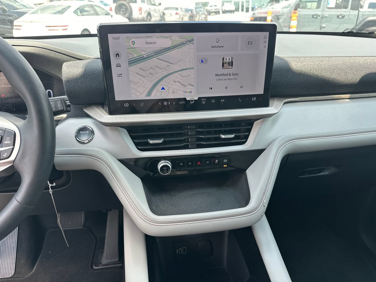 New 2026 Ford Explorer Active w/ Active Comfort Package RWD image 28