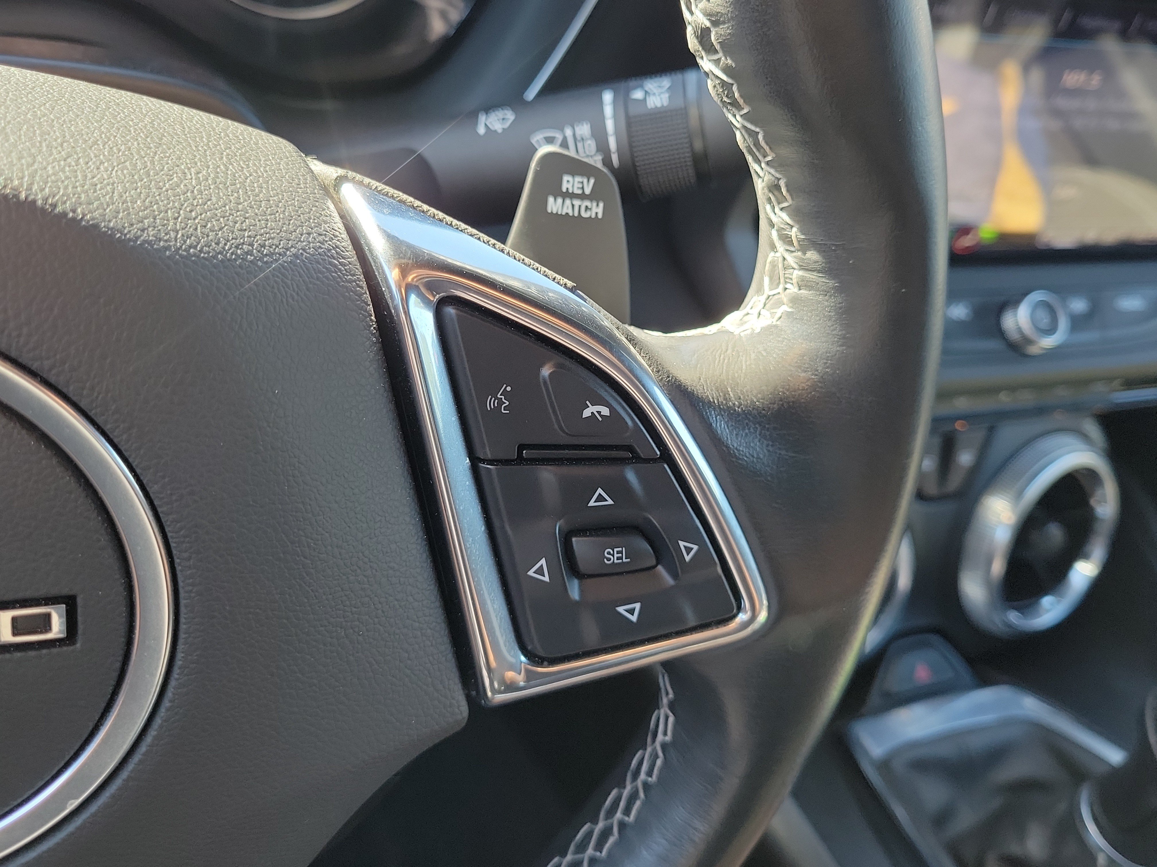 Used 2023 Chevrolet Camaro LT w/ Technology Package RWD image 19