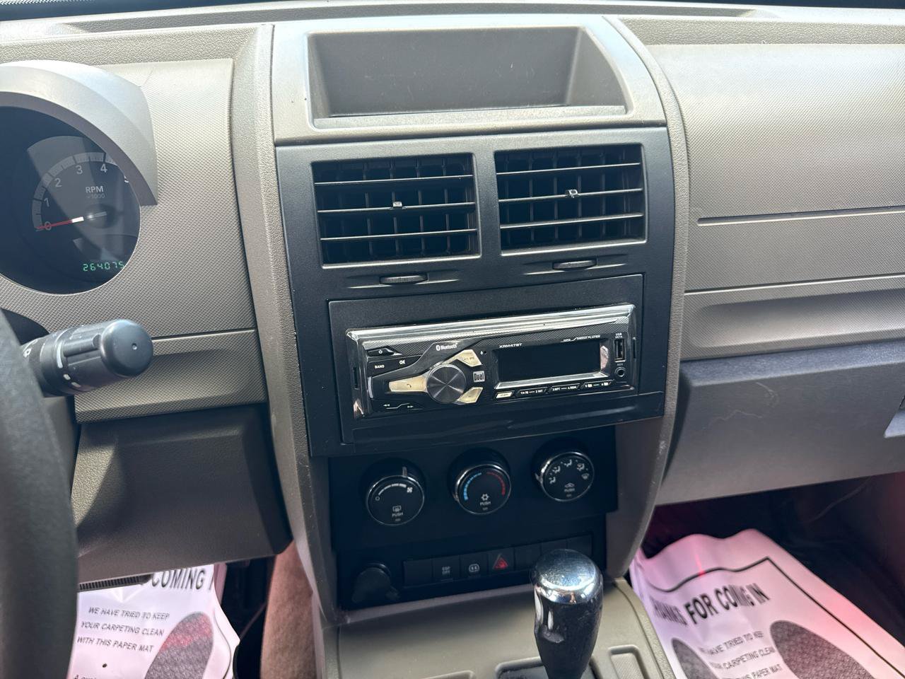 Used 2007 Dodge Nitro SXT RWD image 31