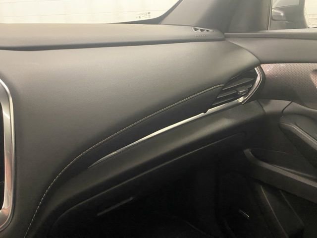 Used 2023 Chevrolet Traverse Premier image 22