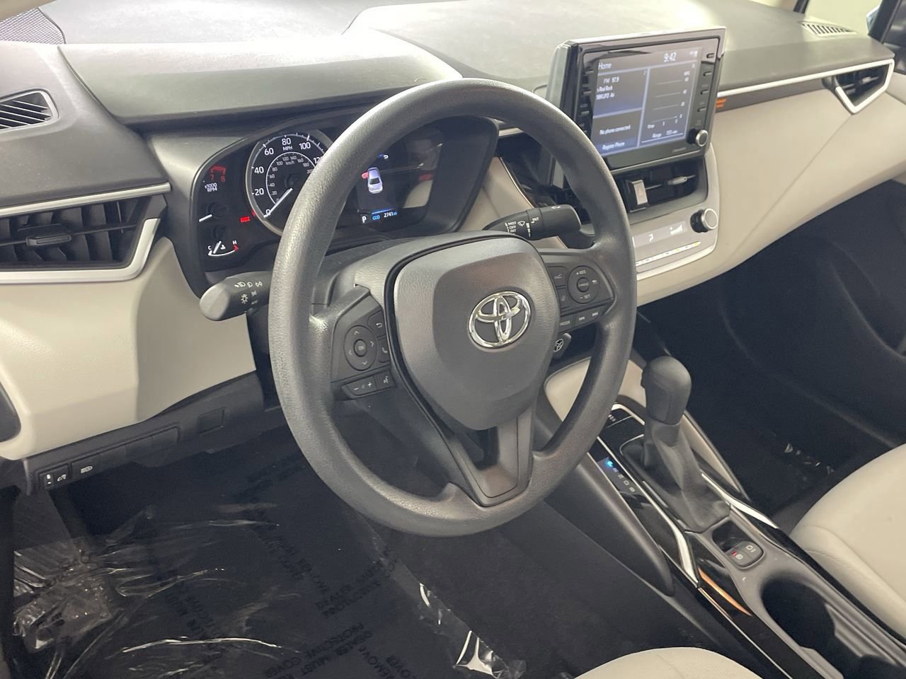 Used 2022 Toyota Corolla LE w/ Carpet Mat Package (TMS) image 12