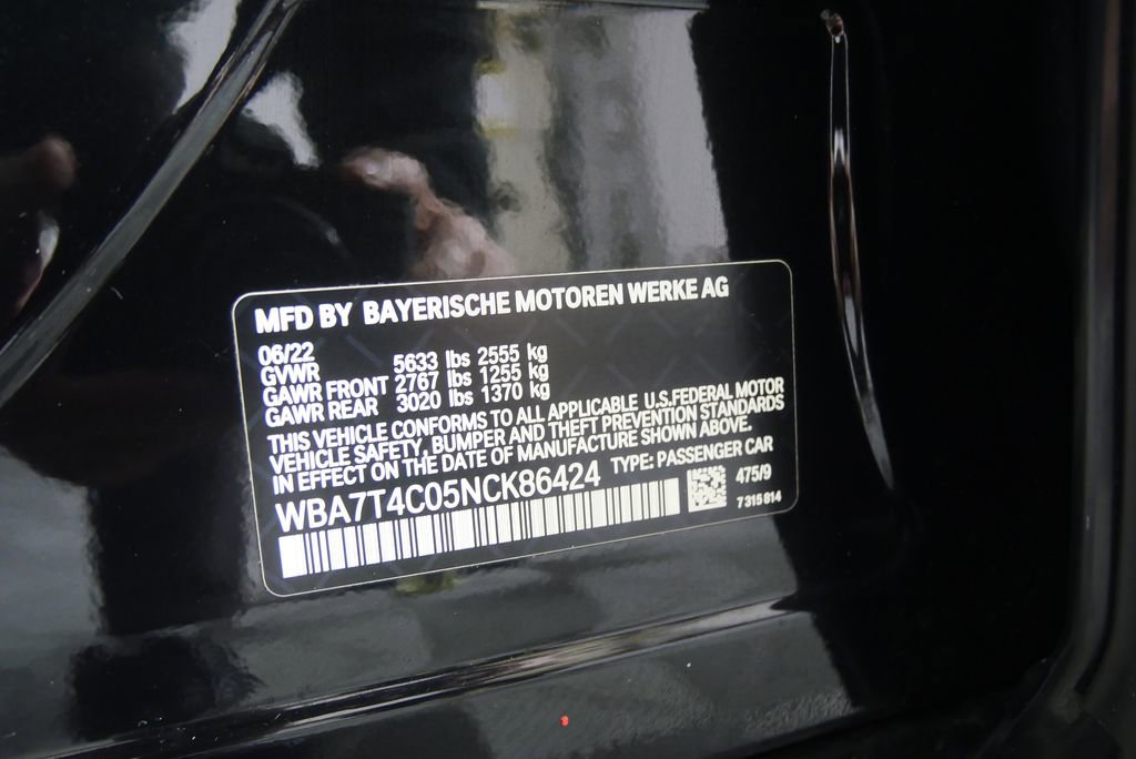 Used 2022 BMW 740i xDrive w/ M Sport Package image 31