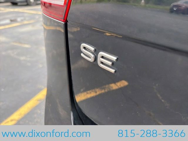 Used 2022 Volkswagen Tiguan SE R-Line AWD/4WD image 10