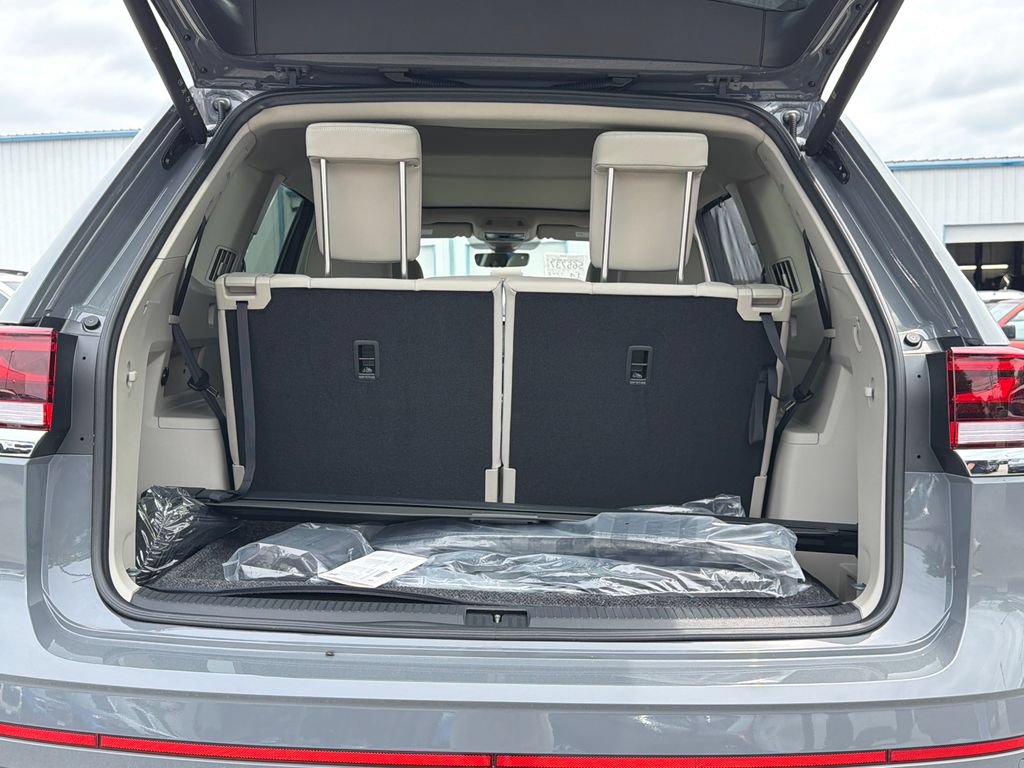 New 2026 Volkswagen Atlas SEL Premium R-Line AWD/4WD image 21