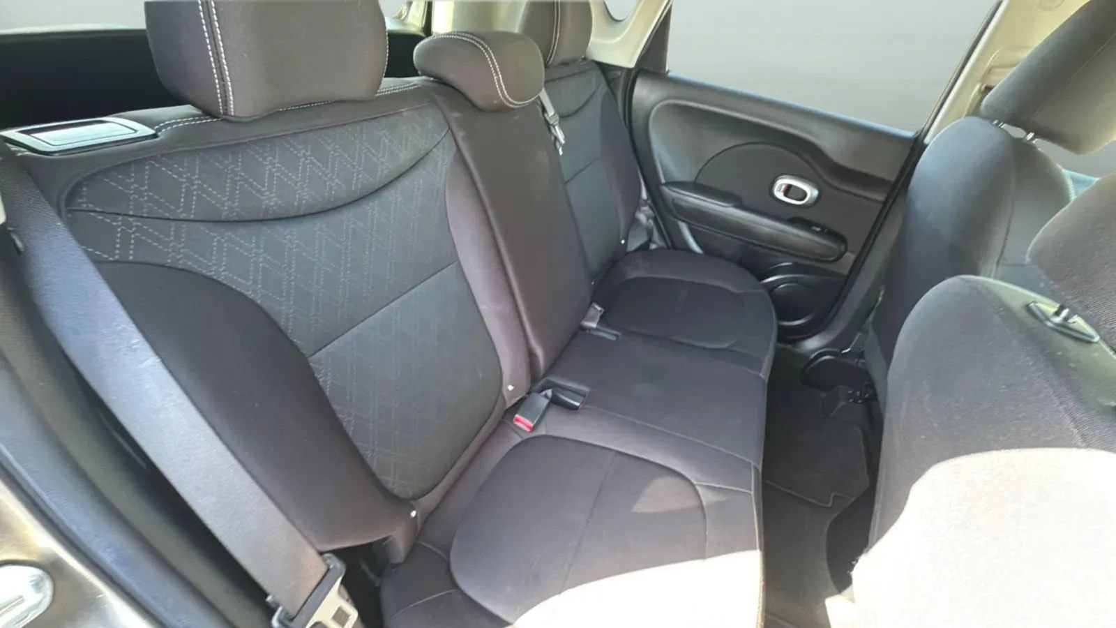 Used 2018 Kia Soul FWD image 21