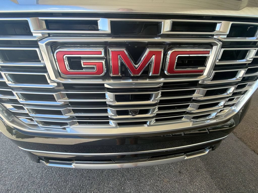 New 2026 GMC Yukon Denali w/ Denali Reserve Package AWD/4WD image 33