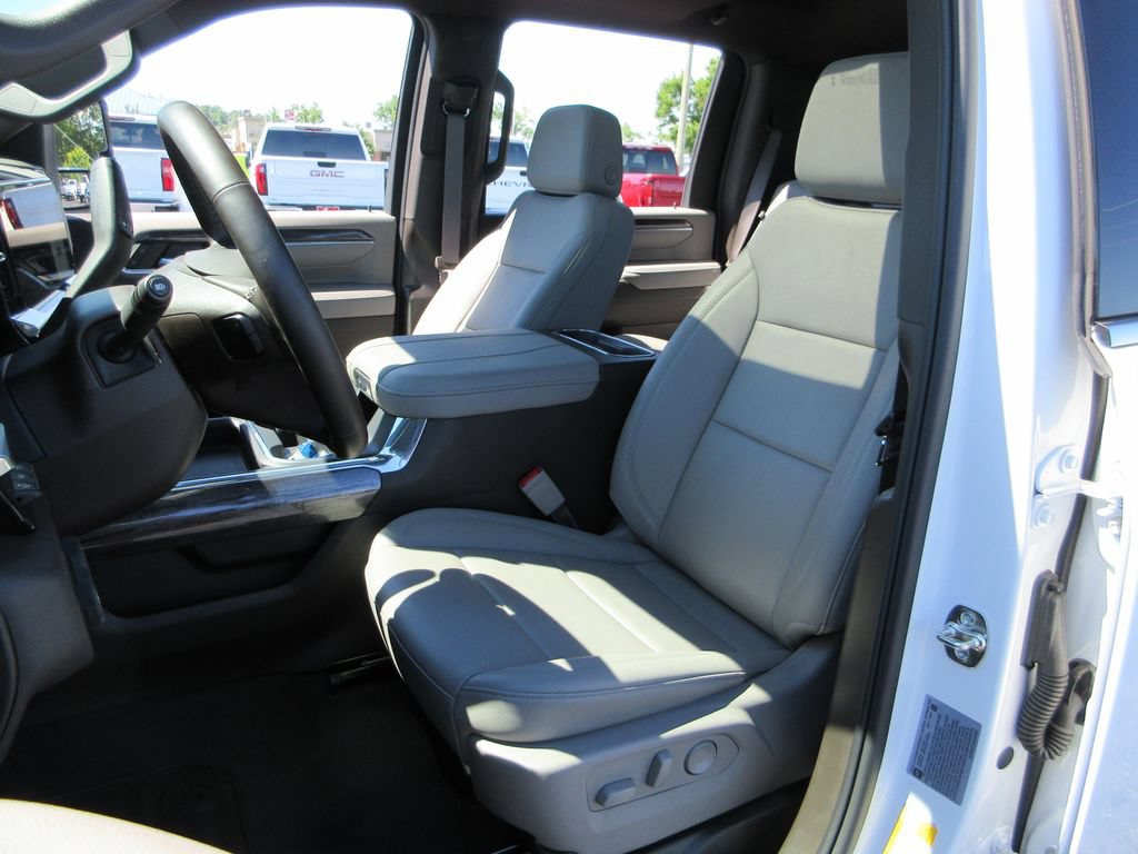 Certified 2025 Chevrolet Silverado 3500 LTZ w/ LTZ Premium Package AWD/4WD image 25