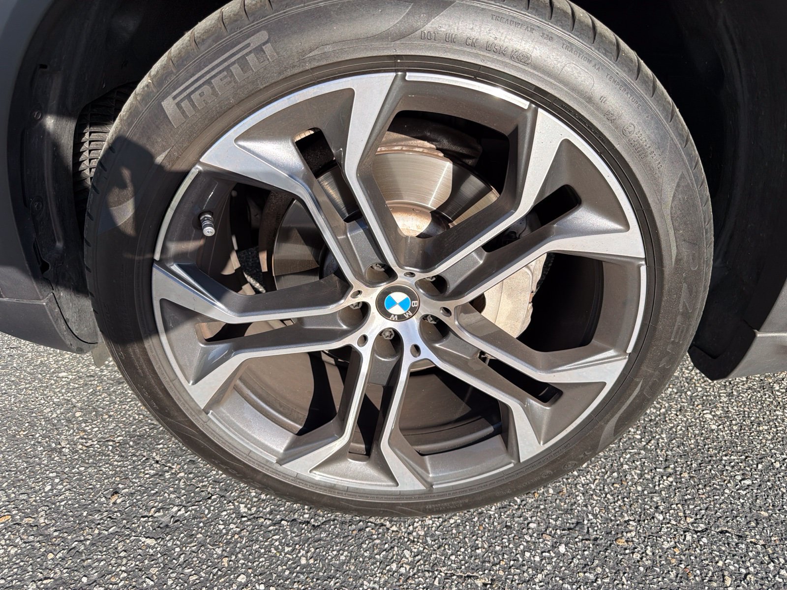 Used 2023 BMW X5 sDrive40i w/ Premium Package RWD image 6