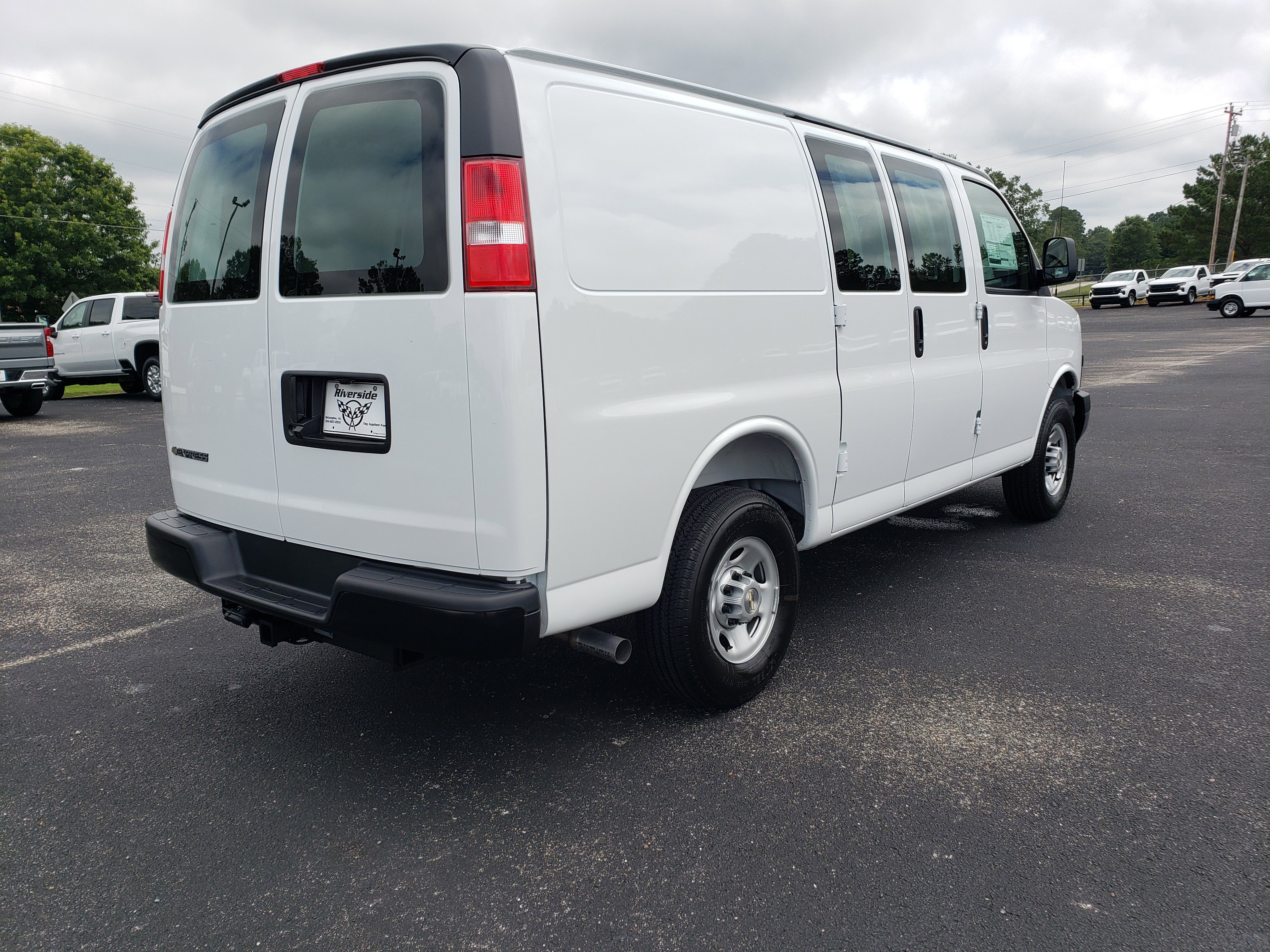 New 2025 Chevrolet Express 2500 w/ Driver Convenience Package image 2