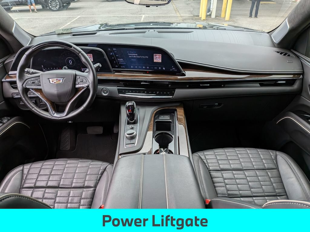Used 2024 Cadillac Escalade ESV Sport Platinum w/ LPO, ONYX Package AWD/4WD image 27