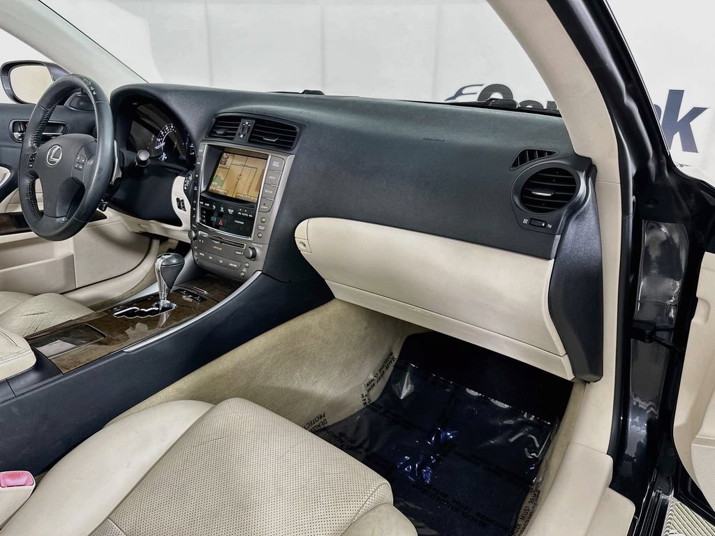Used 2010 Lexus IS 350C RWD image 32