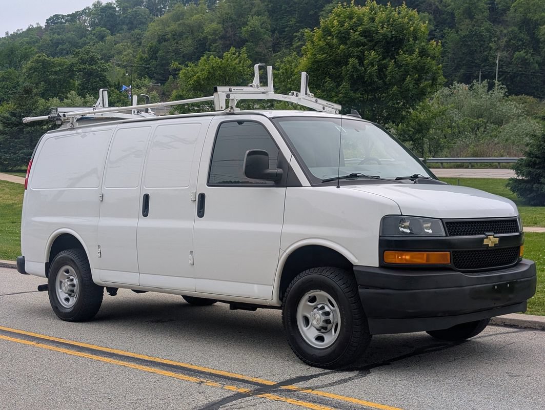 Used 2019 Chevrolet Express 2500 w/ Driver Convenience Package RWD image 1