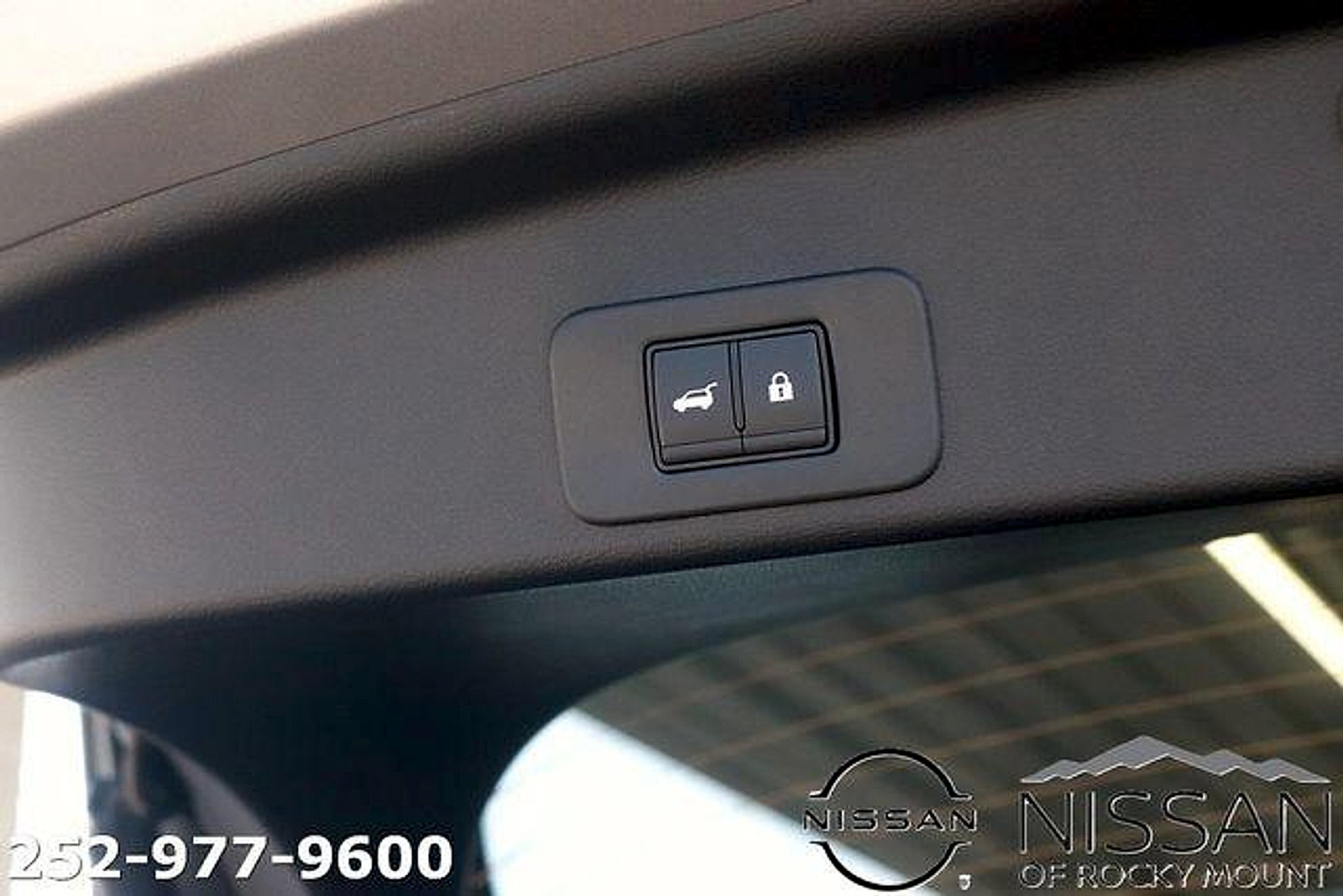 New 2026 Nissan Murano Platinum w/ Cargo Package AWD/4WD image 16