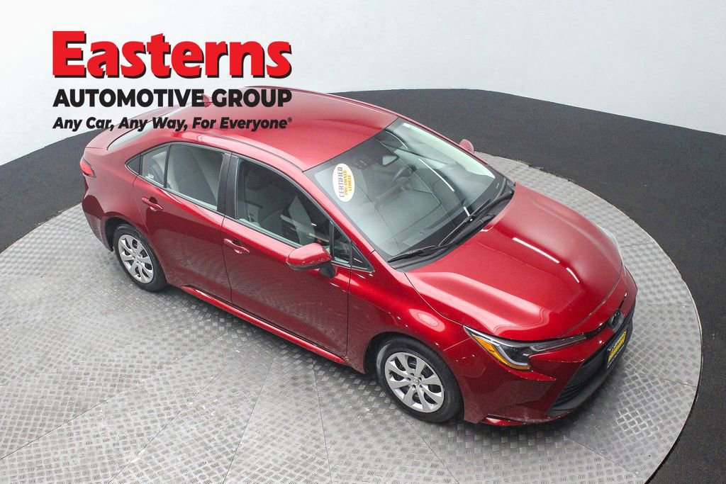 Used 2024 Toyota Corolla LE image 3