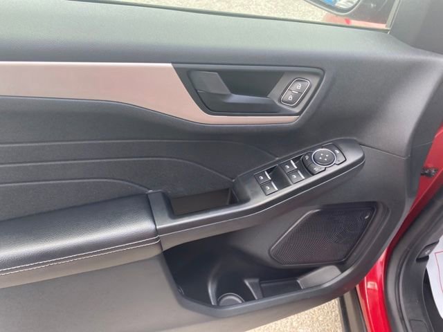 Used 2022 Ford Escape SE AWD/4WD image 18