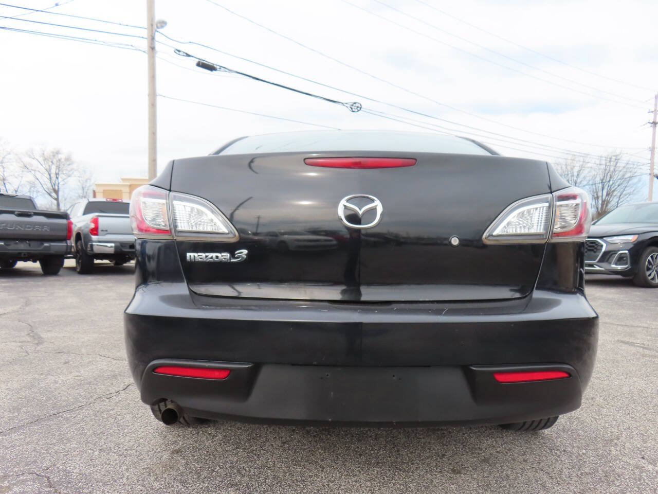 Used 2011 MAZDA MAZDA3 i Sport FWD image 7