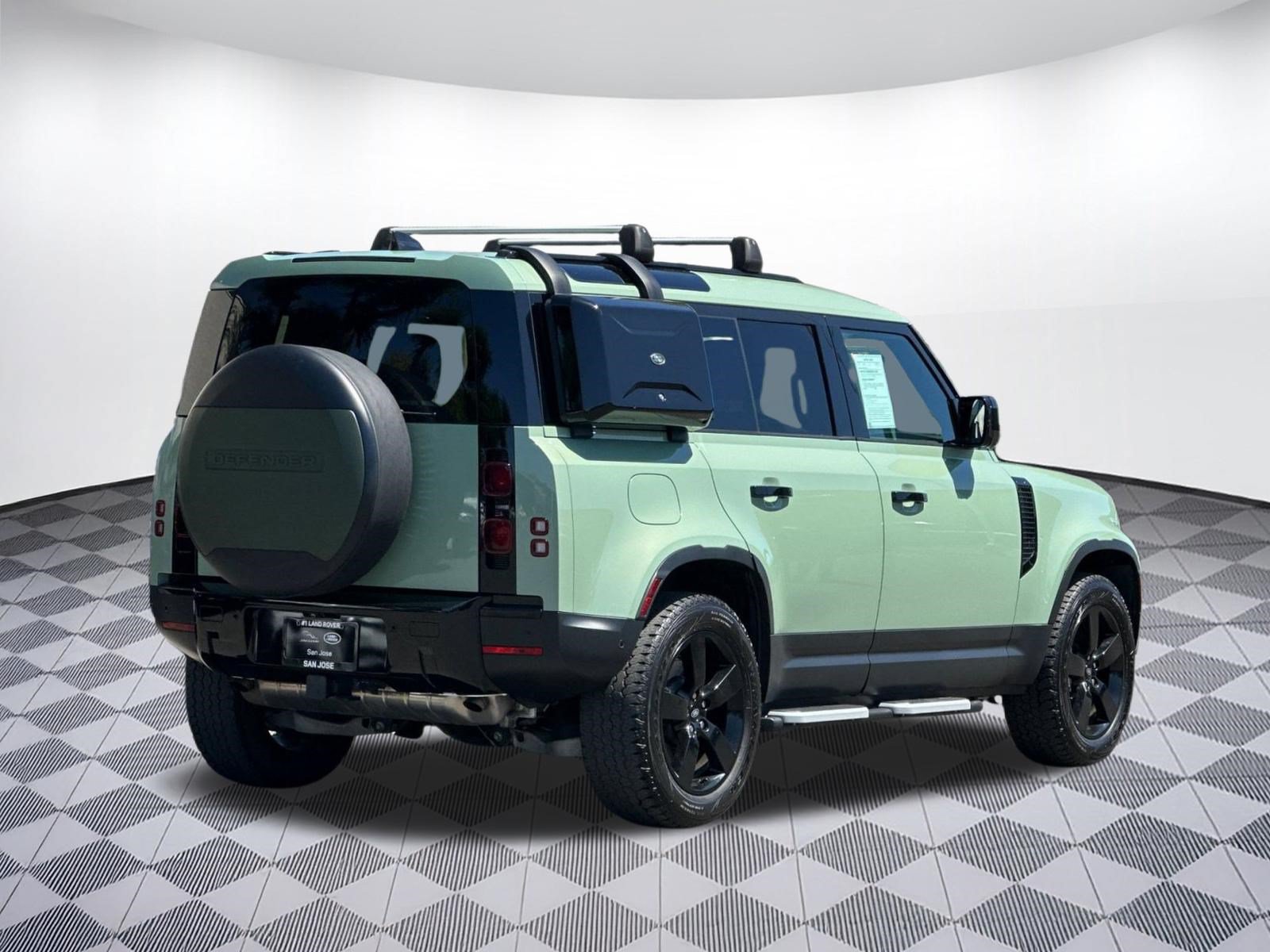 Used 2023 Land Rover Defender 110 75th Limited Edition AWD/4WD image 8