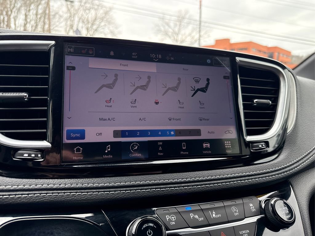 Used 2024 Chrysler Pacifica Limited w/ S Appearance Package image 32