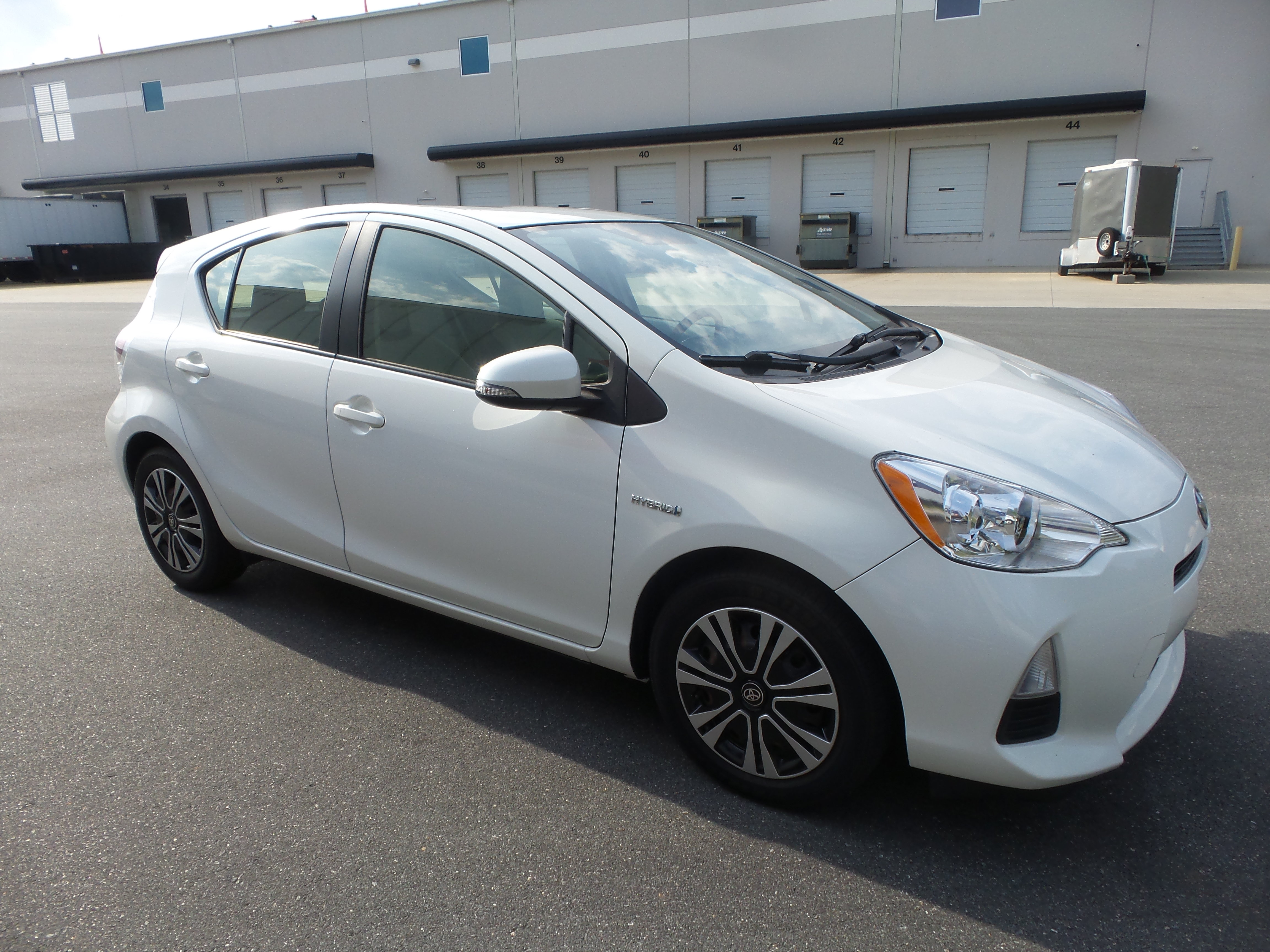 Used 2013 Toyota Prius C One FWD image 7