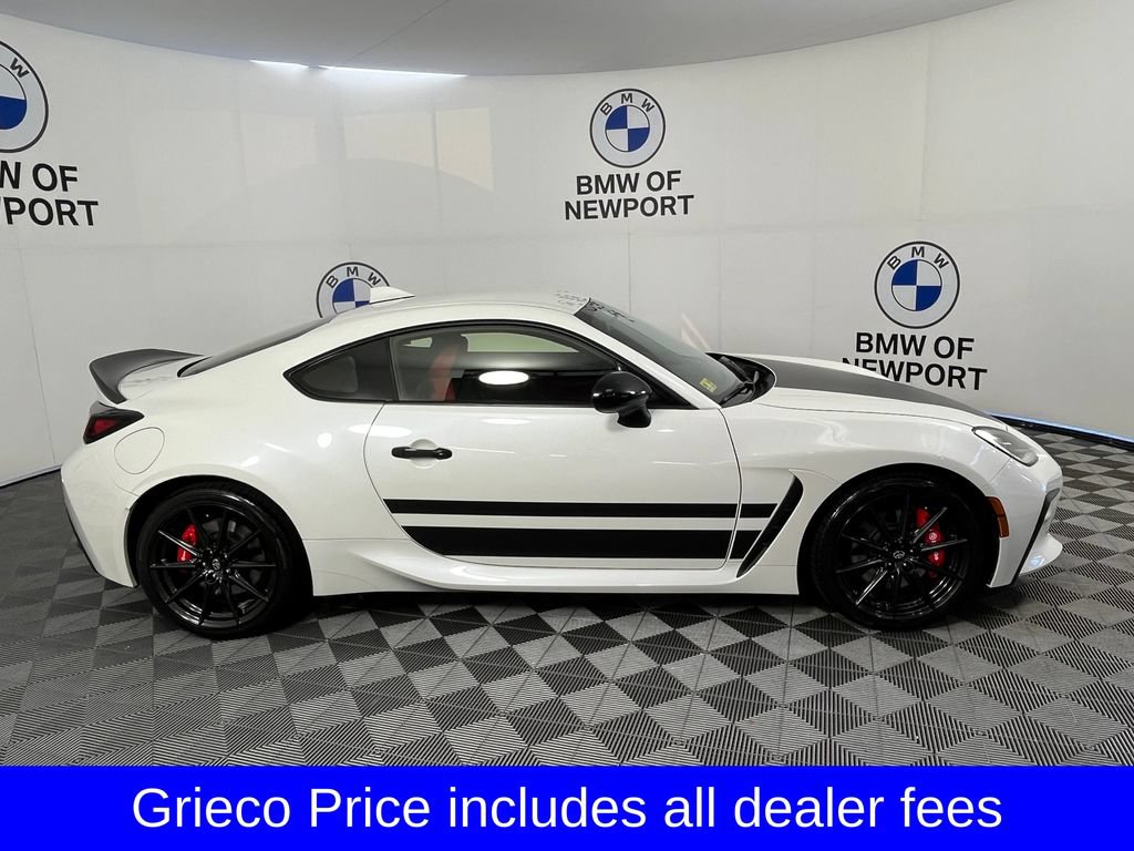 Used 2024 Toyota GR86 TRUENO Edition RWD image 11