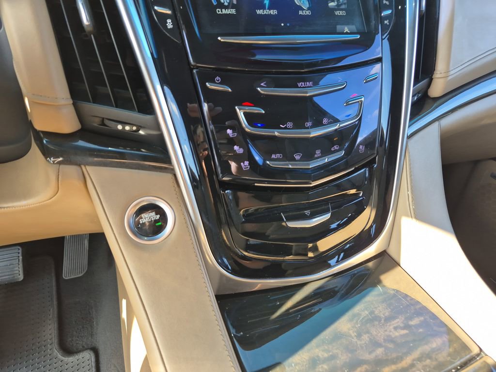 Used 2018 Cadillac Escalade Platinum image 70