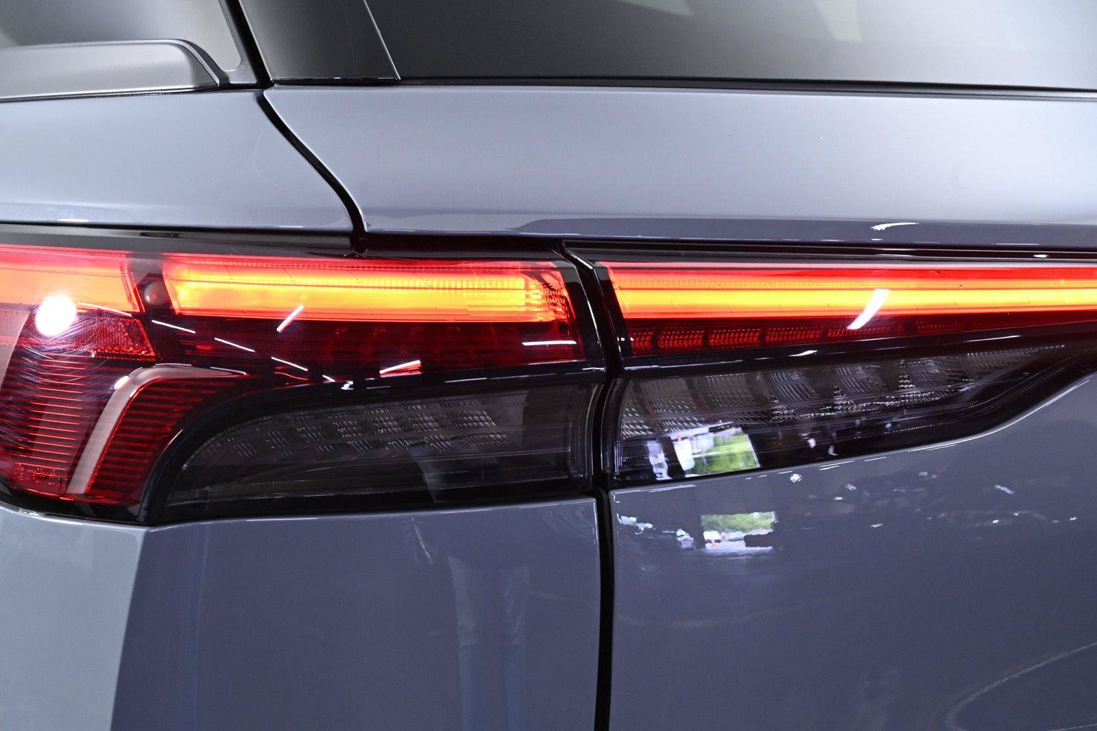 Certified 2026 INFINITI QX60 Sport w/ Dark Cargo Package AWD/4WD image 9